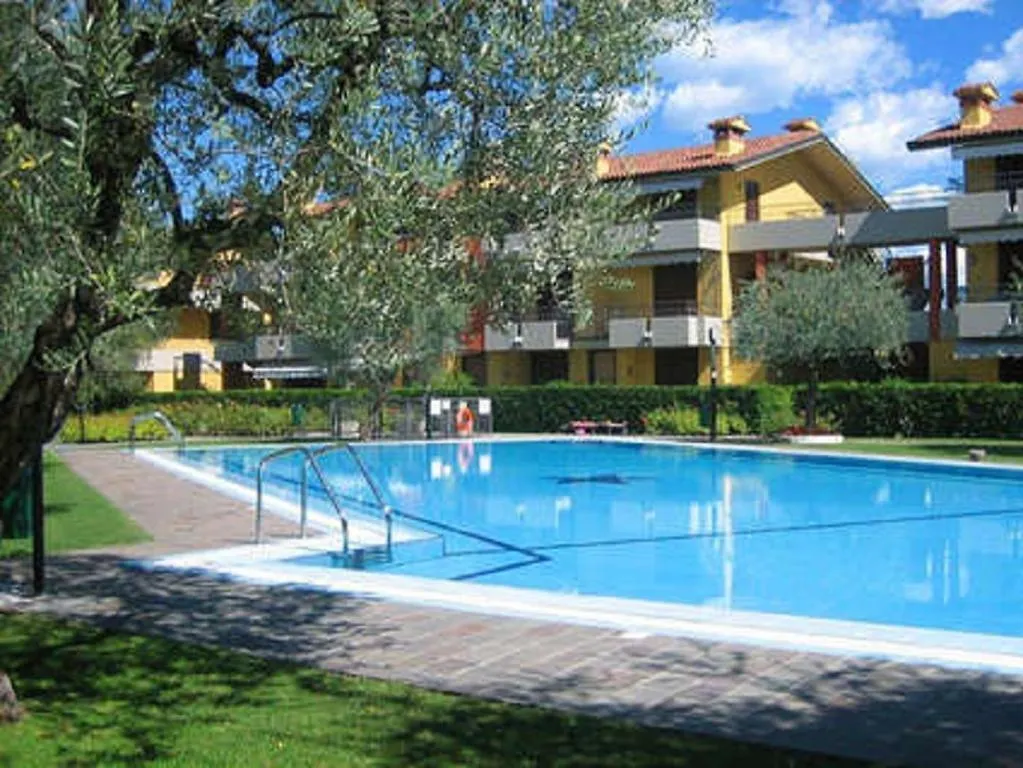 Discovery Flat With Pool & Bikes Σιρμιόνε Διαμέρισμα
